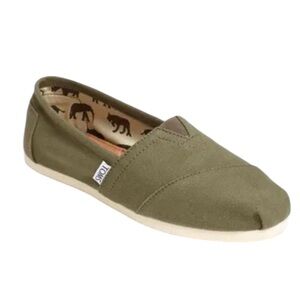 TOMS Classic Canvas Olive Green Slip On Shoes, size 8.5
